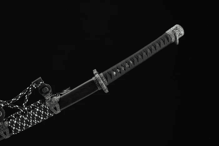 Katana Kaizu (Damascus Steel & Genuine Hamon) - Image 8