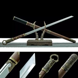 Poorly fitted scabbard for Tang-style knife made of manganese steel