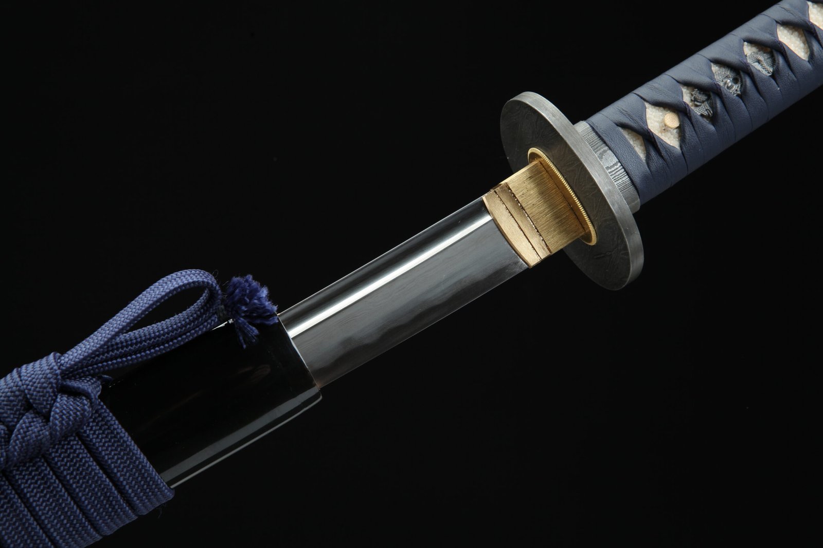 Katana Ishikari (Damascus Steel & Genuine Hamon) - Image 8