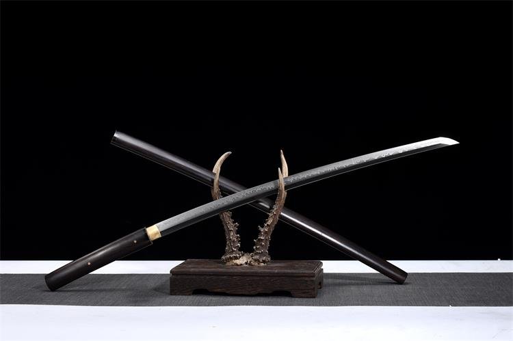 Katana Nayoro (T10 Steel Genuine Hamon Choji) - Image 3