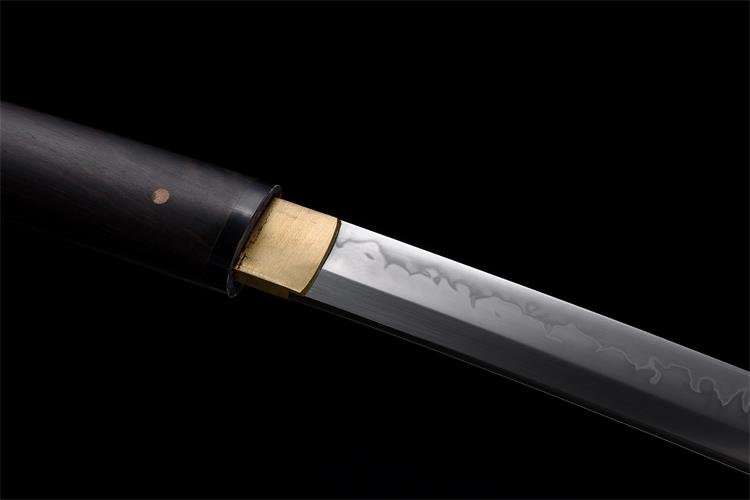 Katana Nayoro (T10 Steel Genuine Hamon Choji) - Image 10