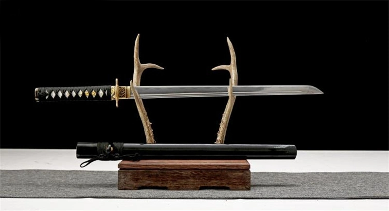 Wakizashi Kanoya (1060 Carbon Steel) - Image 4