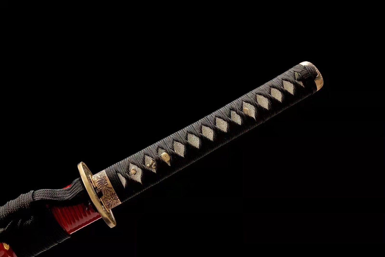 Katana Ama (T10 Steel Genuine Hamon & Ray Skin) - Image 6