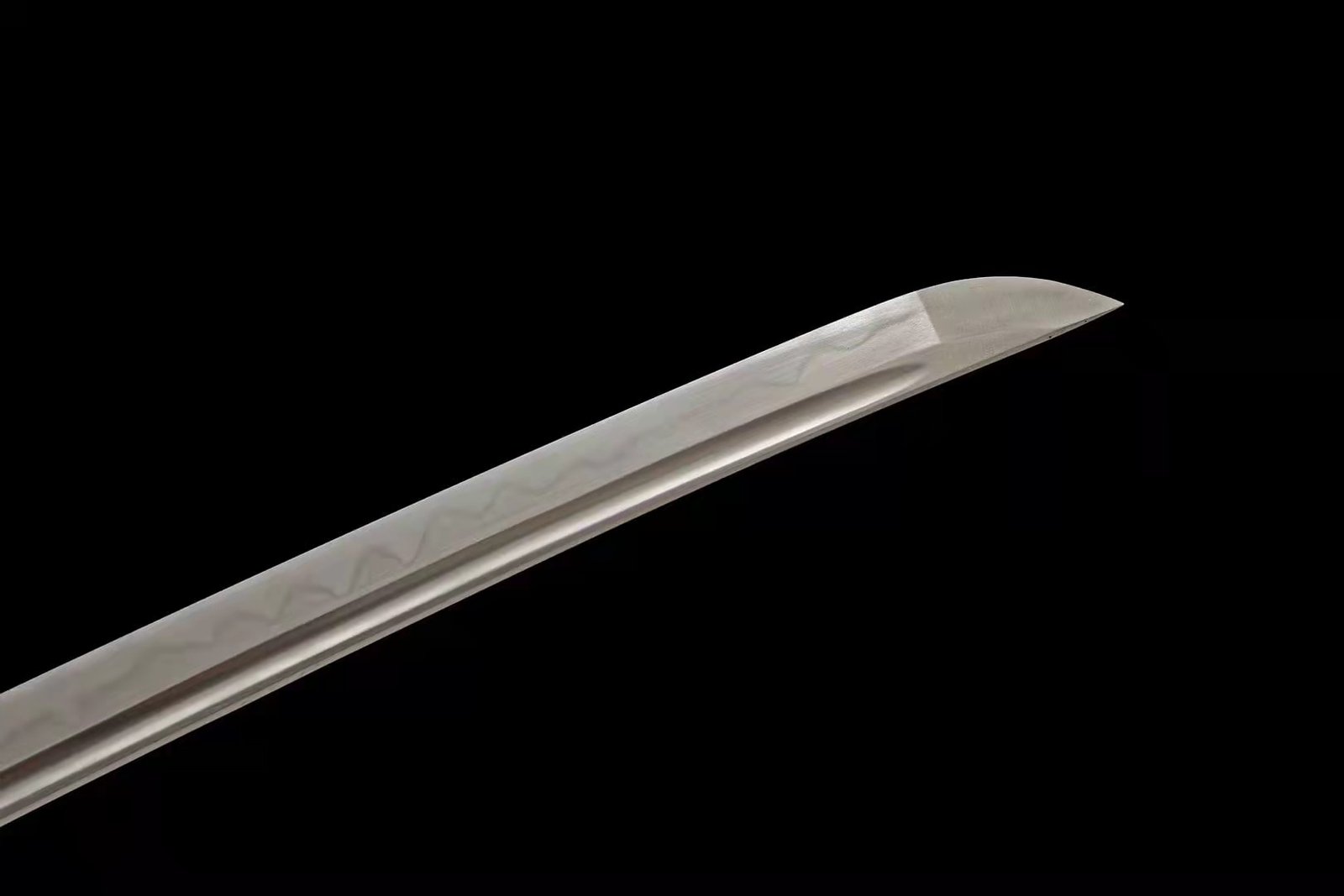 Katana Ama (T10 Steel Genuine Hamon & Ray Skin) - Image 7