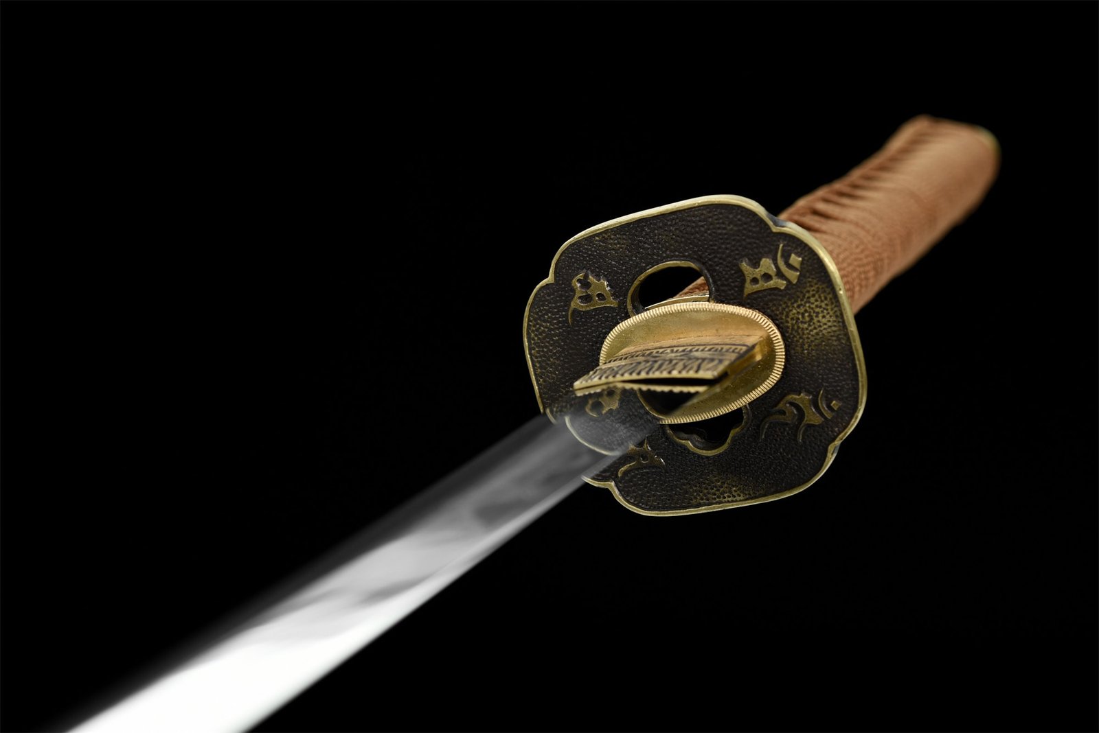 Katana Kanazawa (Damascus Steel Genuine Hamon & Ray Skin) - Image 3